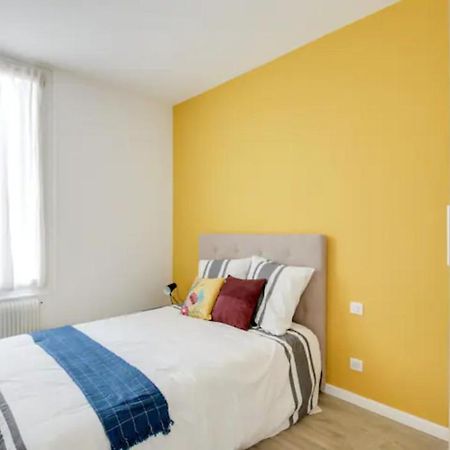 Suite Des Lilas - Terrasse Privee Reims Exterior foto