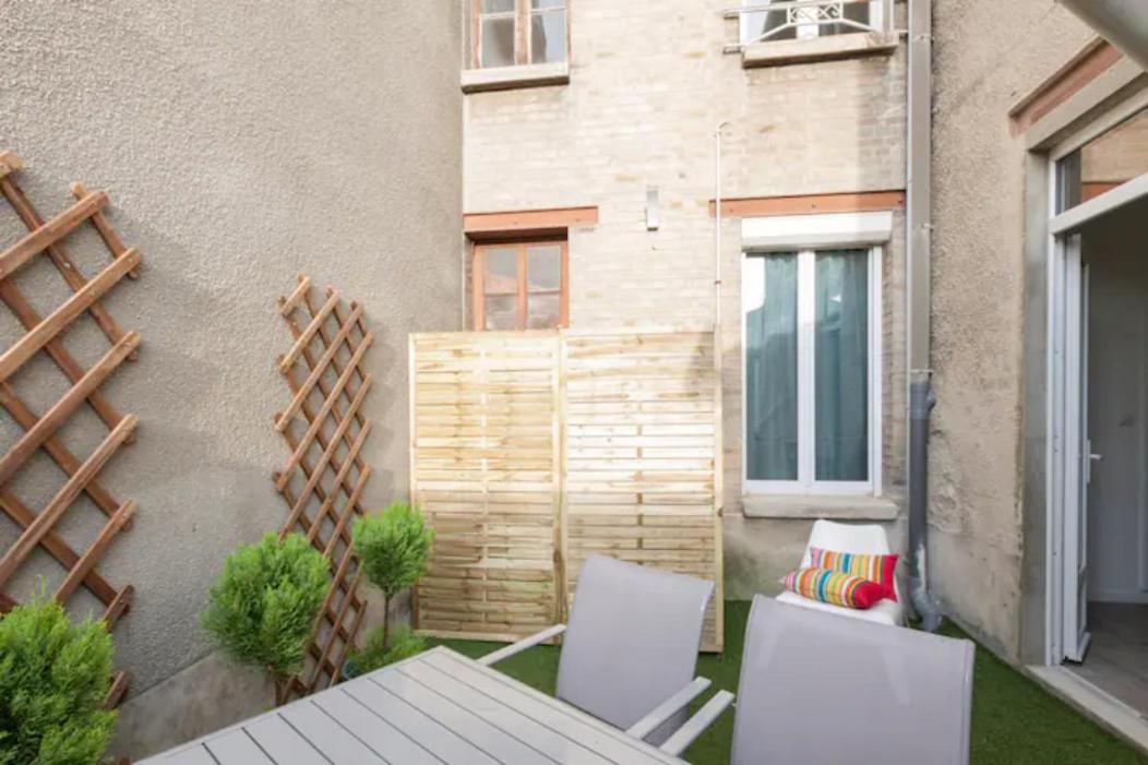 Suite Des Lilas - Terrasse Privee Reims Exterior foto